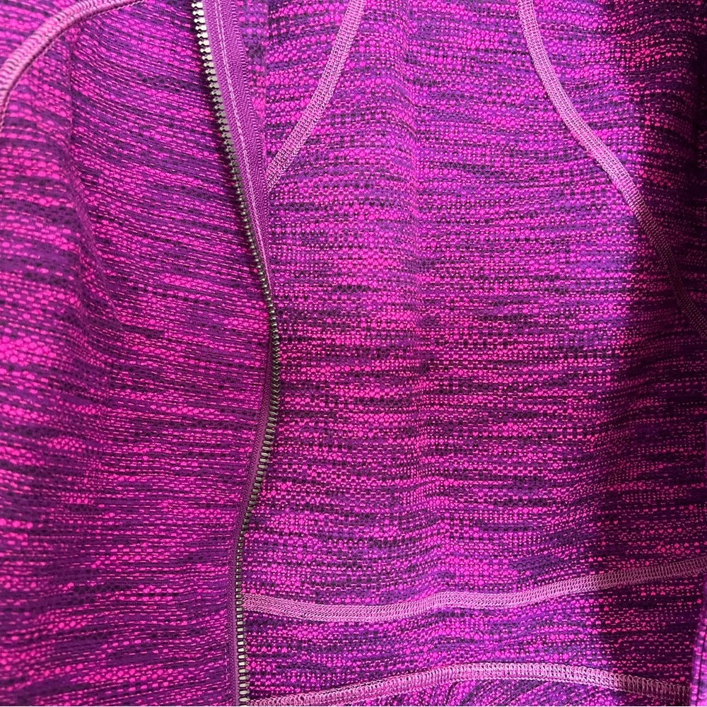 Lululemon jacket LIKE NEW - Picture 2 of 6